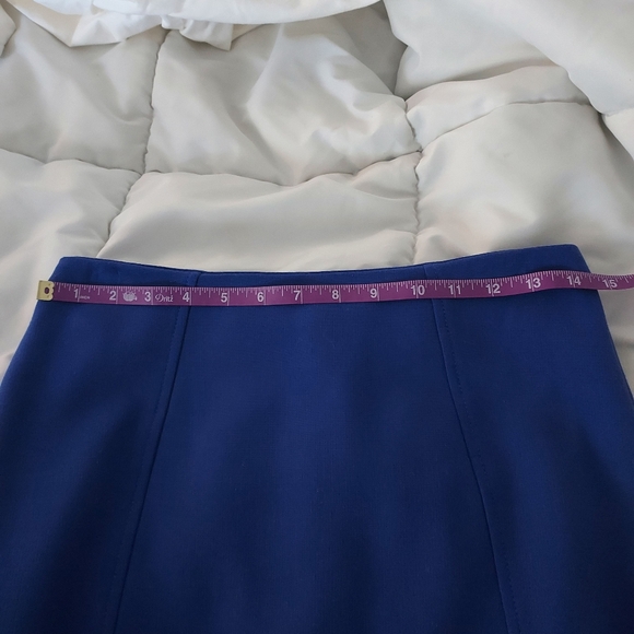 EUC Halogen Pencil skirt in gorgeous cornflower blue, 2 - Picture 7 of 8